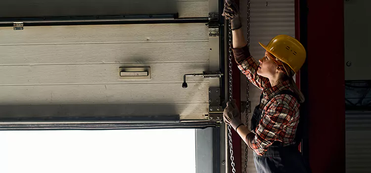 Addressing Common Garage Door Stoppage Issues in Lubbock, TX